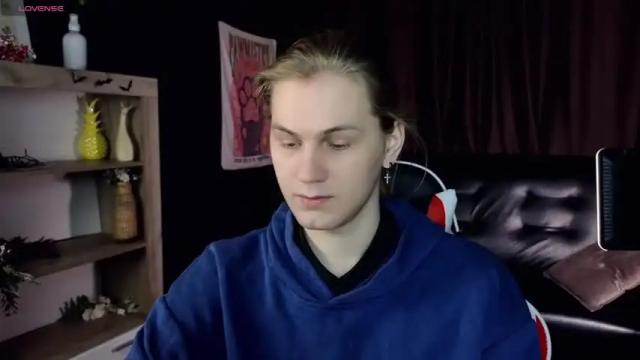 Image 2 of danakhadra Stream on Chaturbate on 16 months ago