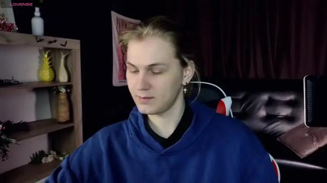Image 4 of danakhadra Stream on Chaturbate on 16 months ago