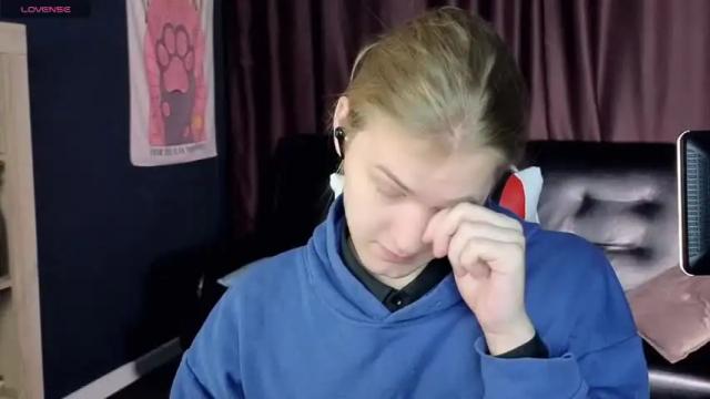 Image 7 of danakhadra Stream on Chaturbate on 16 months ago