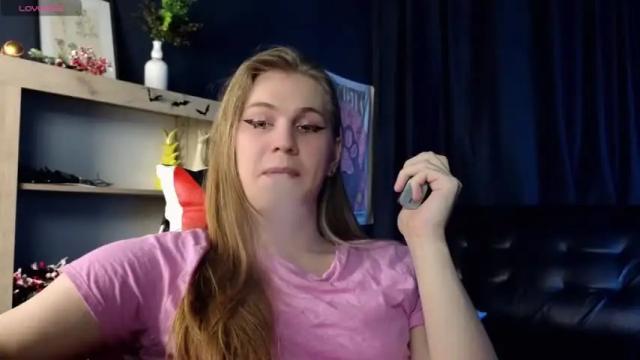 Image 11 of danakhadra Stream on Chaturbate on 16 months ago