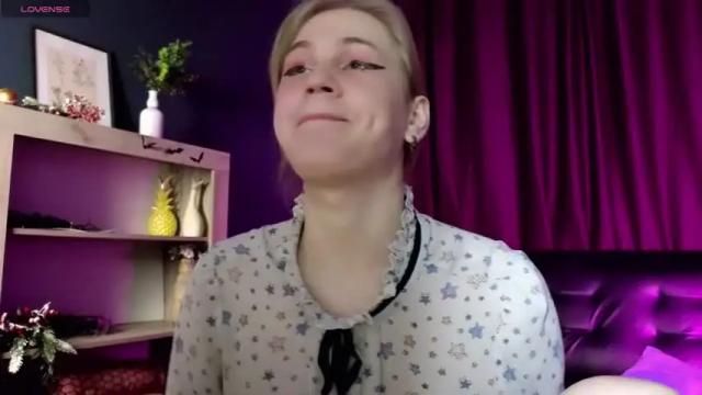 Image 7 of danakhadra Stream on Chaturbate on 15 months ago