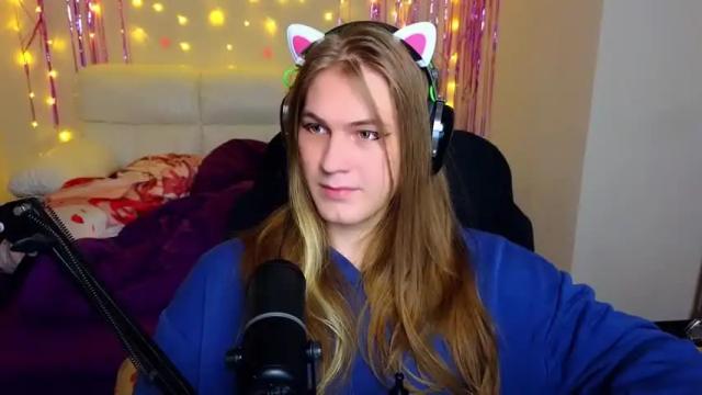 Image 10 of danakhadra Stream on Chaturbate on 14 months ago