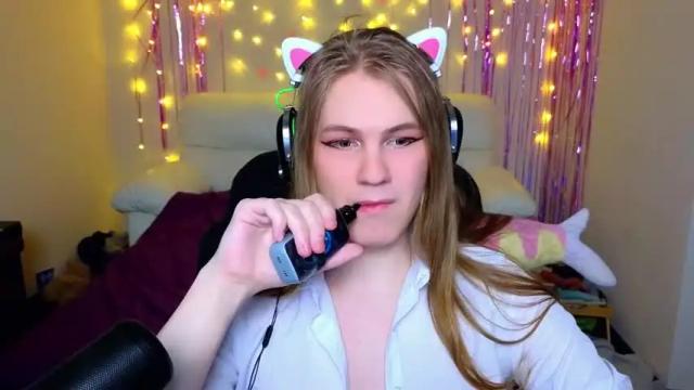 Image 7 of danakhadra Stream on Chaturbate on 14 months ago