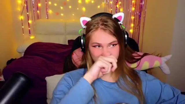 Image 11 of danakhadra Stream on Chaturbate on 14 months ago