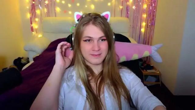 Image 11 of danakhadra Stream on Chaturbate on 14 months ago