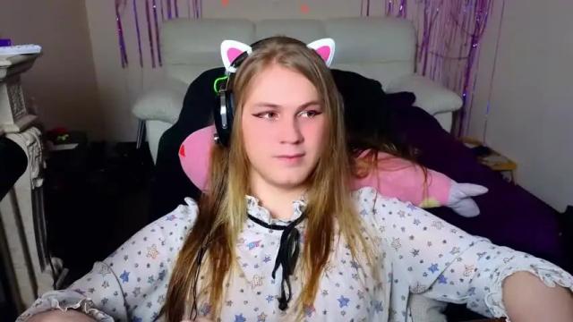 Image 8 of danakhadra Stream on Chaturbate on 13 months ago