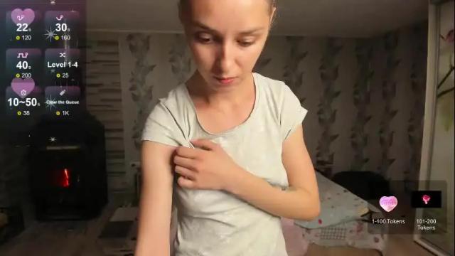 Image 2 of danamily Stream on Chaturbate on 1 month ago