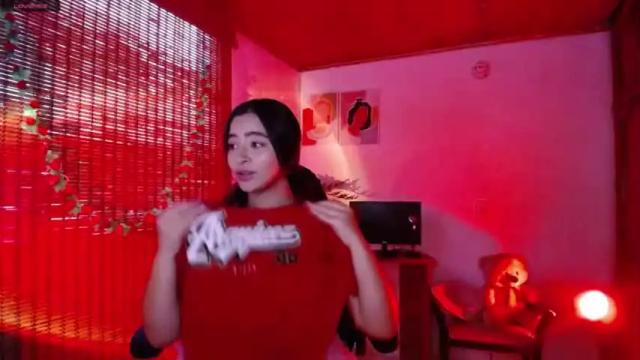 Image 6 of danay_01 Stream on Chaturbate on 18 months ago