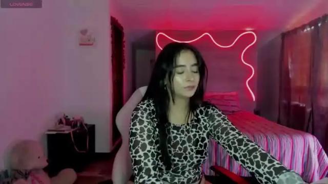 Image 12 of danay_01 Stream on Chaturbate on 14 months ago