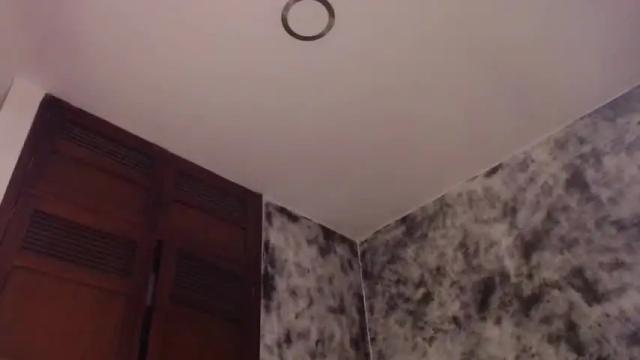 Image 2 of dangerous_violett Stream on Chaturbate on 13 months ago