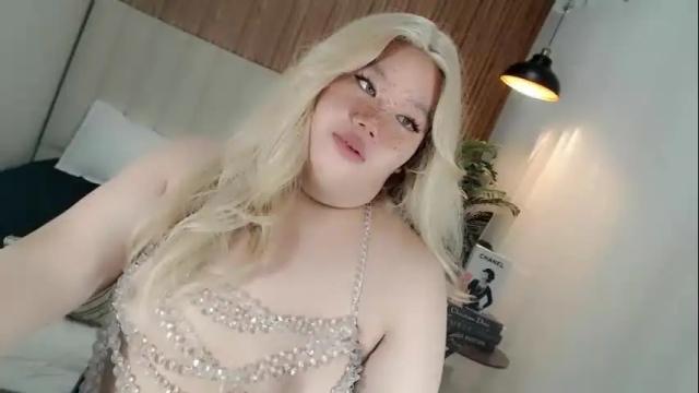 Image 10 of dangerous_womanxx Stream on Chaturbate on 1 month ago
