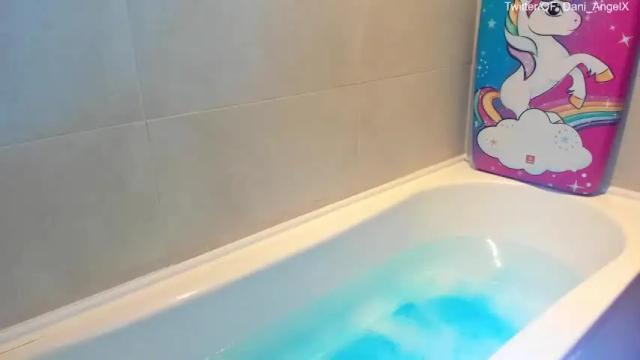 Image 8 of dani_angelx Stream on Chaturbate on 21 months ago