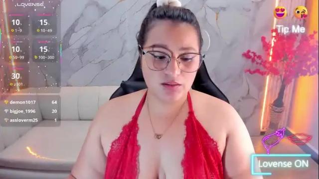 Image 3 of dani_clark_ Stream on Chaturbate on 5 months ago