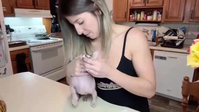 Image 10 of dani_devine69 Stream on Chaturbate on 17 months ago