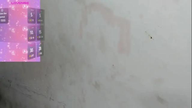 Image 12 of dani_lue Stream on Chaturbate on 3 months ago