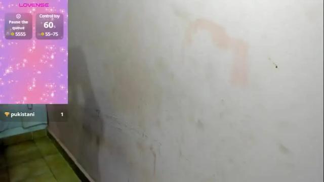 Image 4 of dani_lue Stream on Chaturbate on 2 months ago