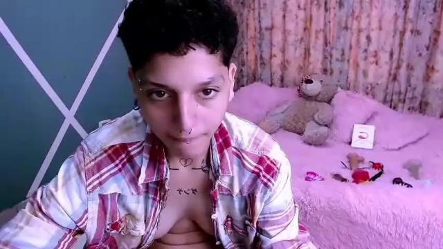 Image 3 of dani_sex2 Stream on Chaturbate on 17 months ago