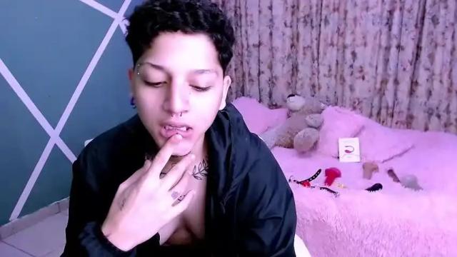 Image 2 of dani_sex2 Stream on Chaturbate on 17 months ago