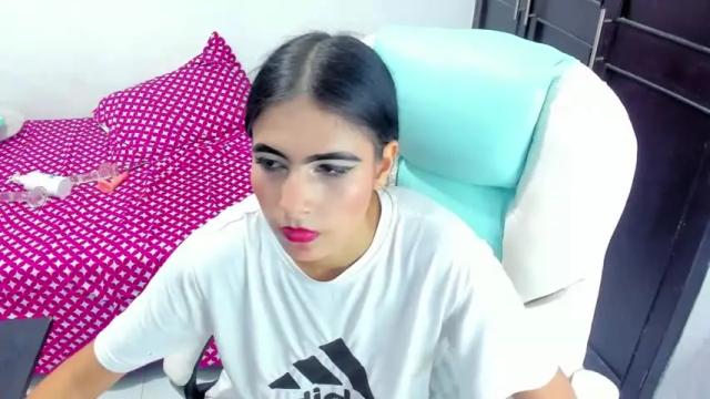 Image 3 of dania_27 Stream on Chaturbate on 18 months ago