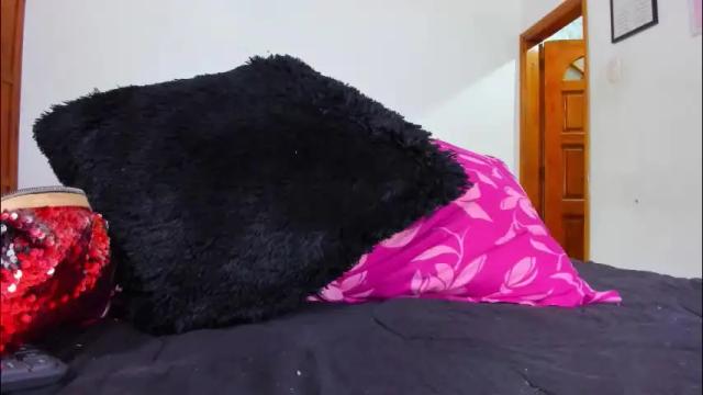 Image 7 of dania_wi Stream on Chaturbate on 2 months ago