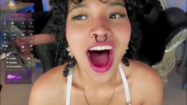 Image 8 of danicollinn Stream on Chaturbate on 1 month ago