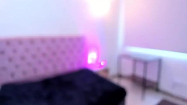 Image 10 of daniela_alvarezz Stream on Chaturbate on 14 months ago