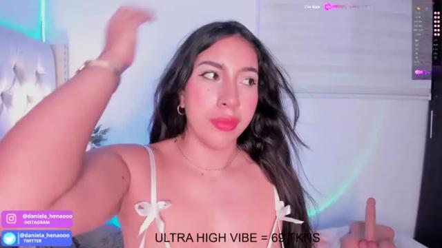 Image 6 of daniela_henaoo Stream on Chaturbate on 14 months ago