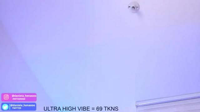 Image 10 of daniela_henaoo Stream on Chaturbate on 13 months ago