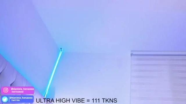Image 10 of daniela_henaoo Stream on Chaturbate on 13 months ago