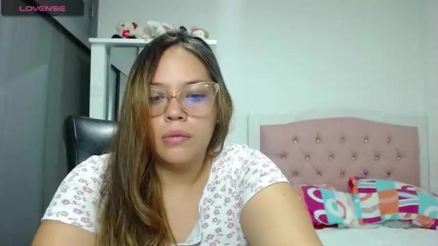 Image 3 of daniela_sweet_28 Stream on Chaturbate on 17 months ago