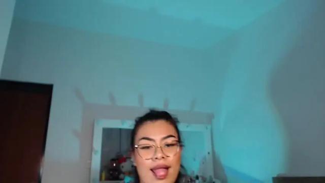 Image 10 of daniela_valencia Stream on Chaturbate on 14 months ago