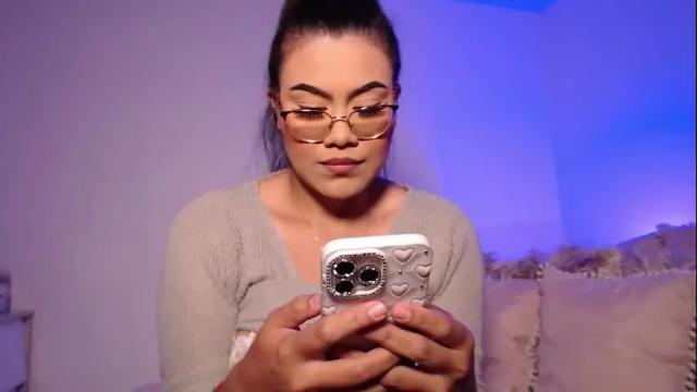 Image 12 of daniela_valencia Stream on Chaturbate on 2 months ago