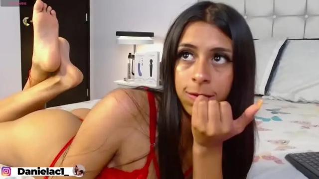 Image 4 of danielaa_moon Stream on Chaturbate on 24 months ago