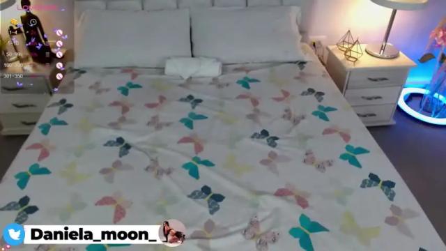 Image 4 of danielaa_moon Stream on Chaturbate on 24 months ago