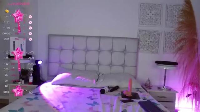 Image 6 of danielaa_moon Stream on Chaturbate on 23 months ago