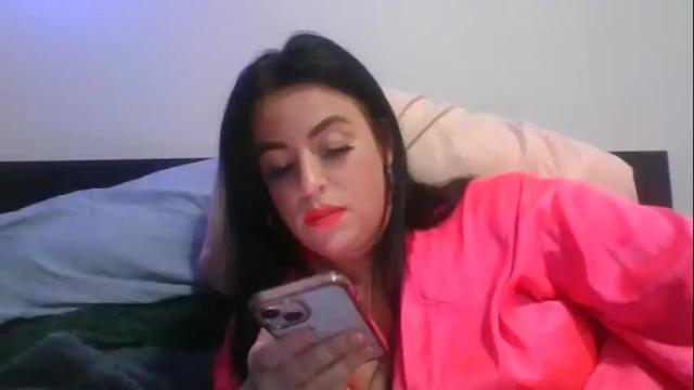 Image 10 of danielaboo Stream on Chaturbate on 9 months ago