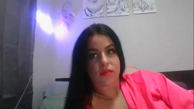 Image 4 of danielaboo Stream on Chaturbate on 9 months ago