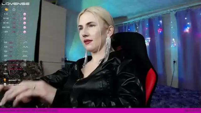 Image 8 of danielacooperx Stream on Chaturbate on 13 months ago