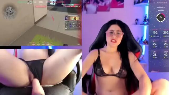 Image 2 of danielamendez__ Stream on Chaturbate on 12 months ago