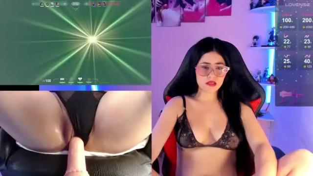 Image 7 of danielamendez__ Stream on Chaturbate on 12 months ago