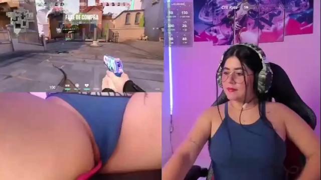 Image 4 of danielamendez__ Stream on Chaturbate on 2 months ago