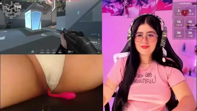 Image 6 of danielamendez__ Stream on Chaturbate on 1 month ago