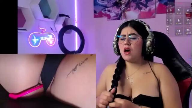 Image 4 of danielamendez__ Stream on Chaturbate on 9 days ago