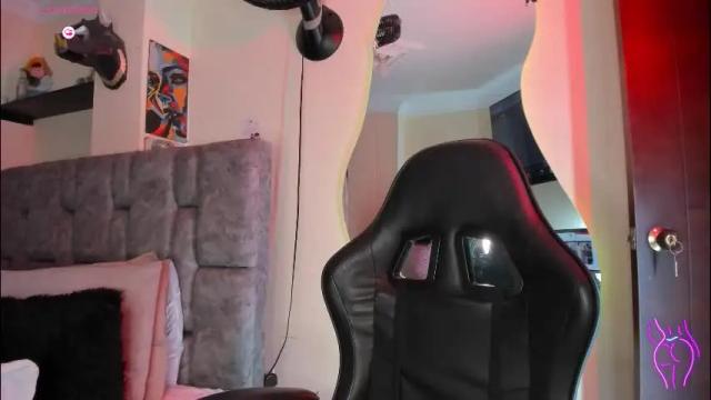 Image 4 of danielasexya Stream on Chaturbate on 6 days ago