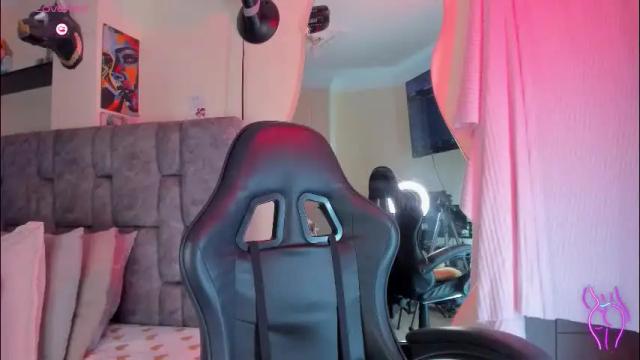 Image 8 of danielasexya Stream on Chaturbate on 4 days ago