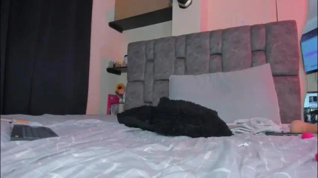 Image 8 of danielasexya Stream on Chaturbate on 1 month ago