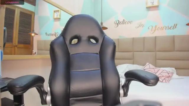 Image 8 of danielastone_ Stream on Chaturbate on 19 months ago