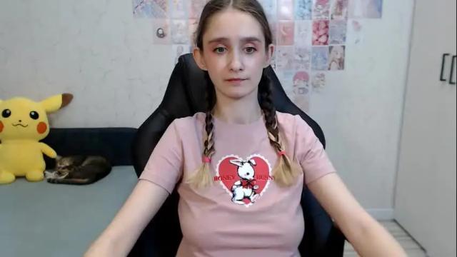 Image 10 of daniella_martin Stream on Chaturbate on 29 days ago