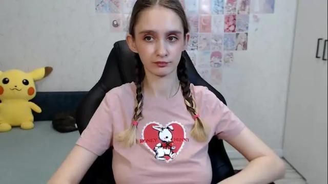 Image 4 of daniella_martin Stream on Chaturbate on 29 days ago