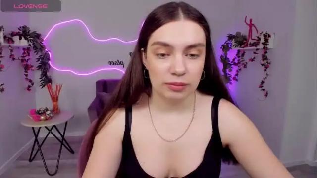 Image 3 of daniellasweet20 Stream on Chaturbate on 14 days ago